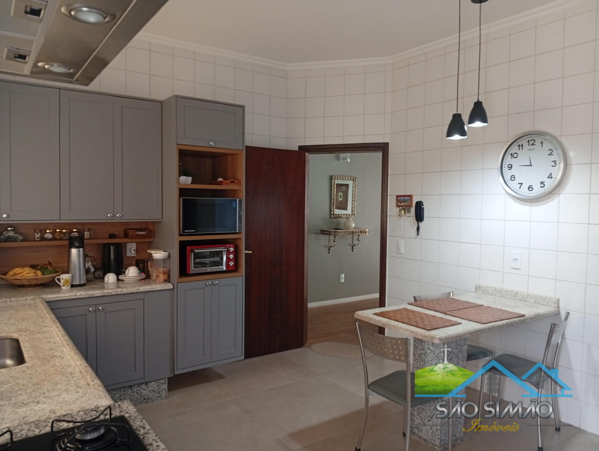 Casa a venda em São Simão SP, com piscina e fino acabamento