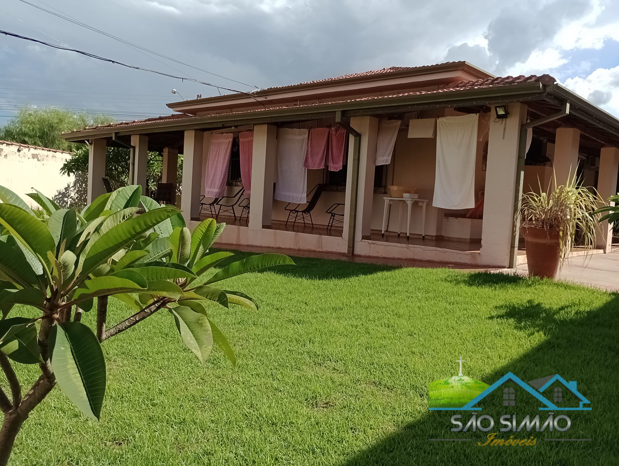 Casa a venda em São Simão SP com vista Linda